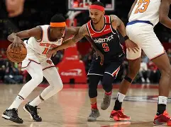 集结日纽约尼克斯备战欧联;临场应变细节曝光;悬念犹存;赛程密集仍需轮换(纽约尼克斯阵容最新) 集结日纽约尼克斯备战欧联;临场应变细节曝光;悬念犹存;赛程密集仍需轮换(纽约尼克斯阵容最新)