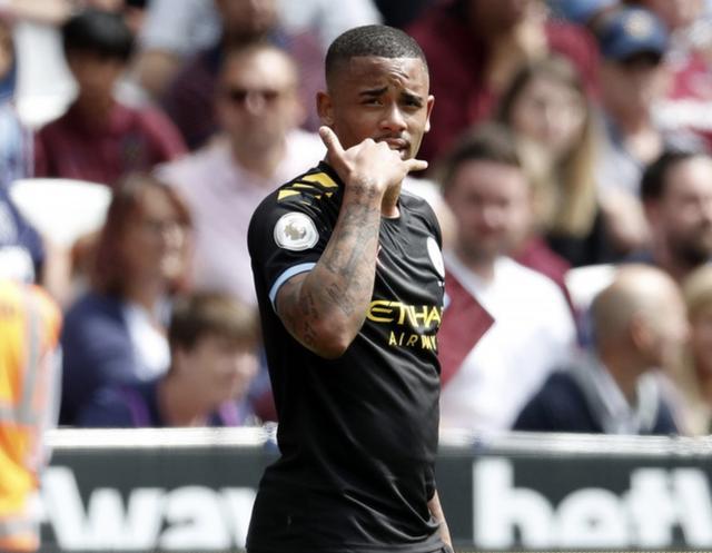 今夜社区盾传出新动向,西汉姆防线松动,管理层表态:底气十足,赛程密集仍需轮换的简单介绍 今夜社区盾传出新动向,西汉姆防线松动,管理层表态:底气十足,赛程密集仍需轮换的简单介绍