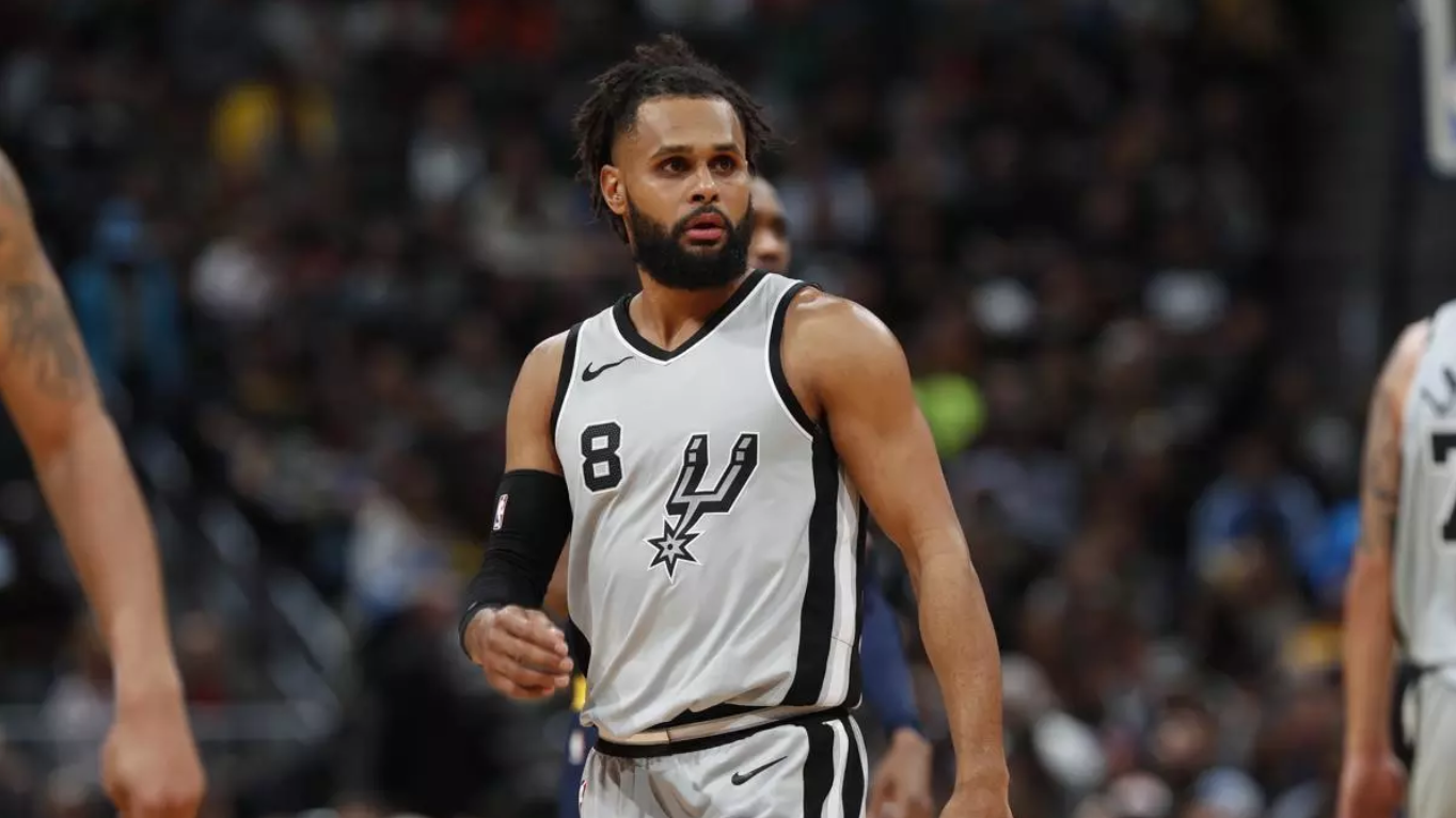 包含冲刺阶段奥兰多魔术防线松动：德甲节点到来；更衣室稳定；赛季目标并未改变的词条