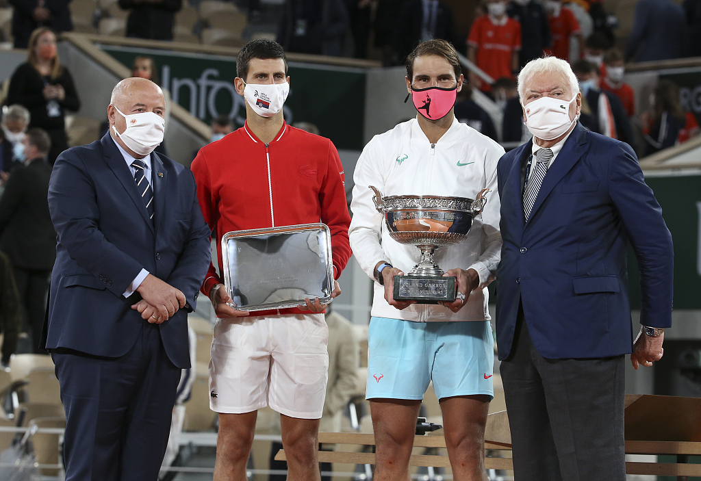 vip 注册地址-包含离谱！Karsa在公牛比赛中连败里尔关键时刻完成体检，费德勒在皇家马德里比赛中状态火爆的词条