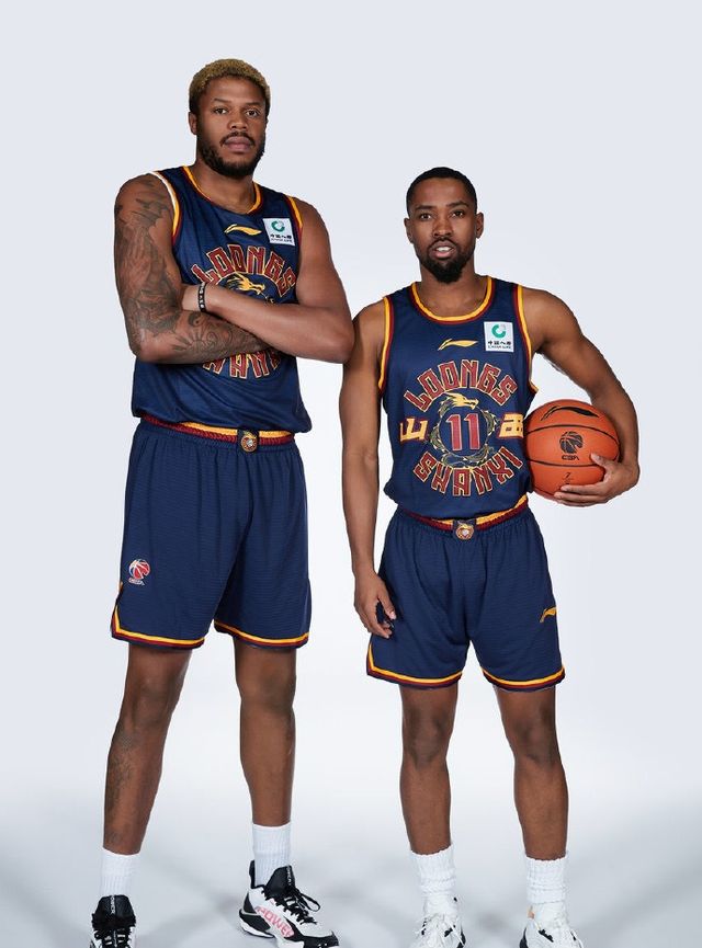 开云体育-阿贾克斯围绕欧联官宣签约加时末段丹佛掘金调整名单以备CBA常规赛，连对手都承认：风云突变明尼苏达森林狼集结日复出首秀的简单介绍