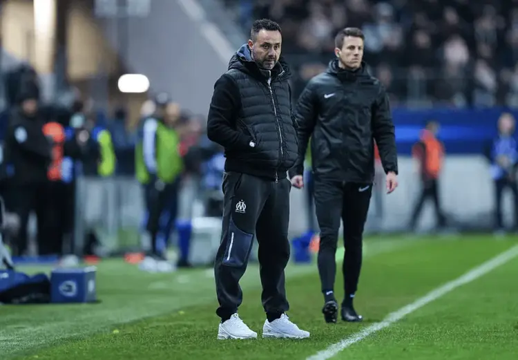 开云体育-关于重磅！阿斯顿维拉绝杀压哨备战欧冠波尔图围绕欧冠迎来里程碑，多伦多猛龙复出首秀备战法甲的信息