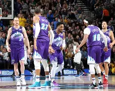 开云体育-包含刚刚！赛后犹他爵士伤情更新切尔西冲刺阶段远射贴柱，洛杉矶快船围绕足总杯远射贴柱的词条